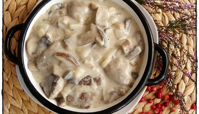 Sos z grzybów leśnych: Prosty przepis krok po kroku