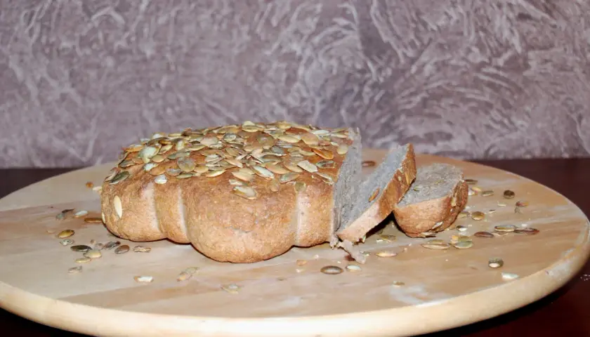 Kwas askorbinowy (E300) w chlebie: Czy jest szkodliwy?
