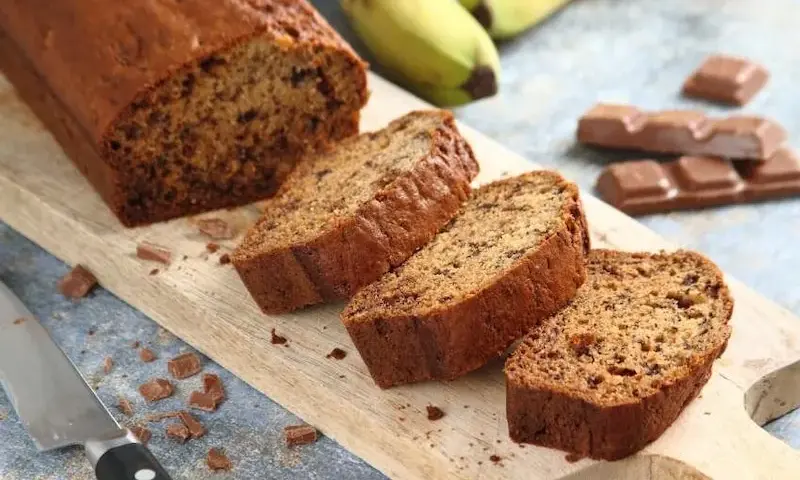Prosty chleb bananowy: przepis bez zakalca krok po kroku